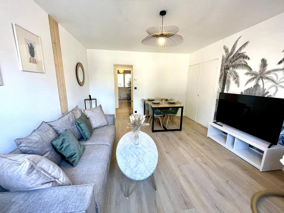 L'Instant Present - Calme & Elegant Proche Gare Apartment Руан Екстериор снимка